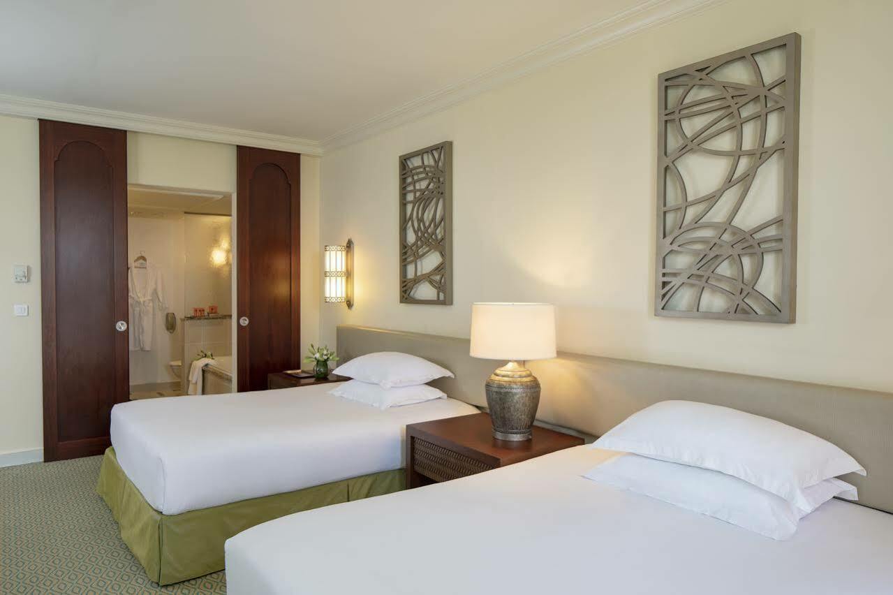 มาซากัน บีชแอนด์กอล์ฟ รีสอร์ต Hotel อเซมมัวร์ ภายนอก รูปภาพ
